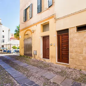 P.umberto Old Town Appartamento